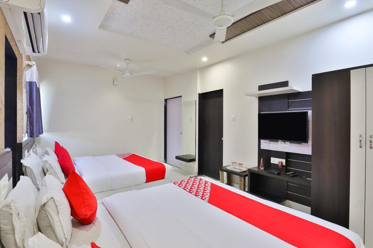 Hotel Oyo 18807 Vrajbhoomi Somnāth Esterno foto